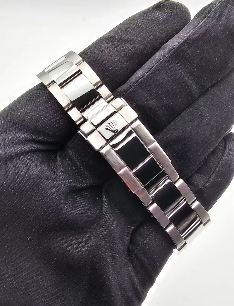 Rolex Yacht-Master 40mm Platin Ref. 16622 P-Serie 2001 Mint