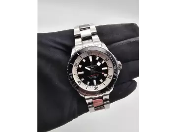 Breitling SuperOcean 42 black Full Set 2025 Stahl + Kautschuk