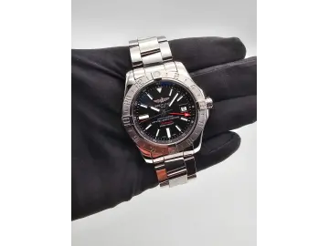 Breitling Avenger II GMT Ref. A32390 Full Set + Revi