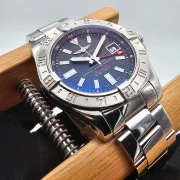 Breitling Avenger II GMT Ref. A32390 Full Set + Revi