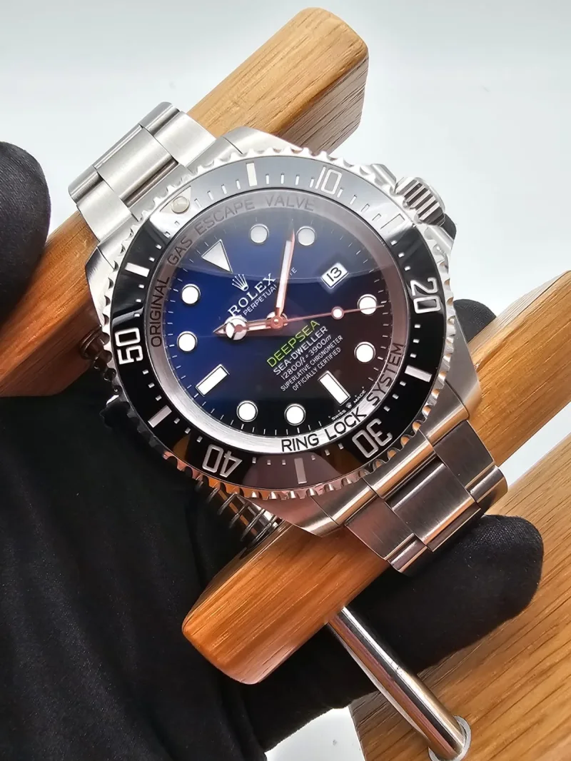Rolex Sea-Dweller D-blue James Cameron Ref. 126660 Full Set