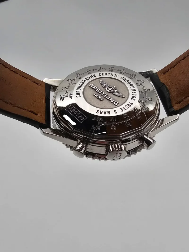Breitling Navitimer 01 43mm Croco + Faltschließe Full Set