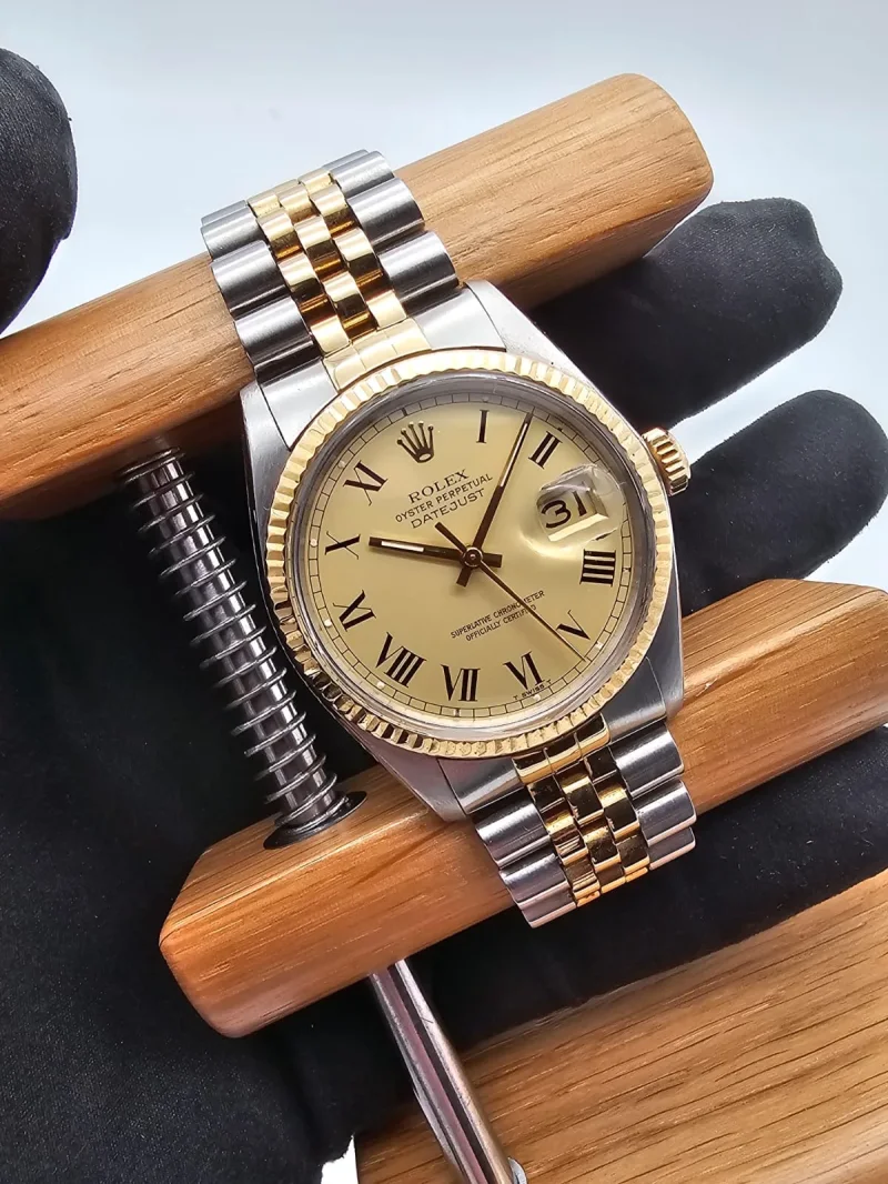 Rolex Datejust 36mm Stahl/Gold Buckley Dial