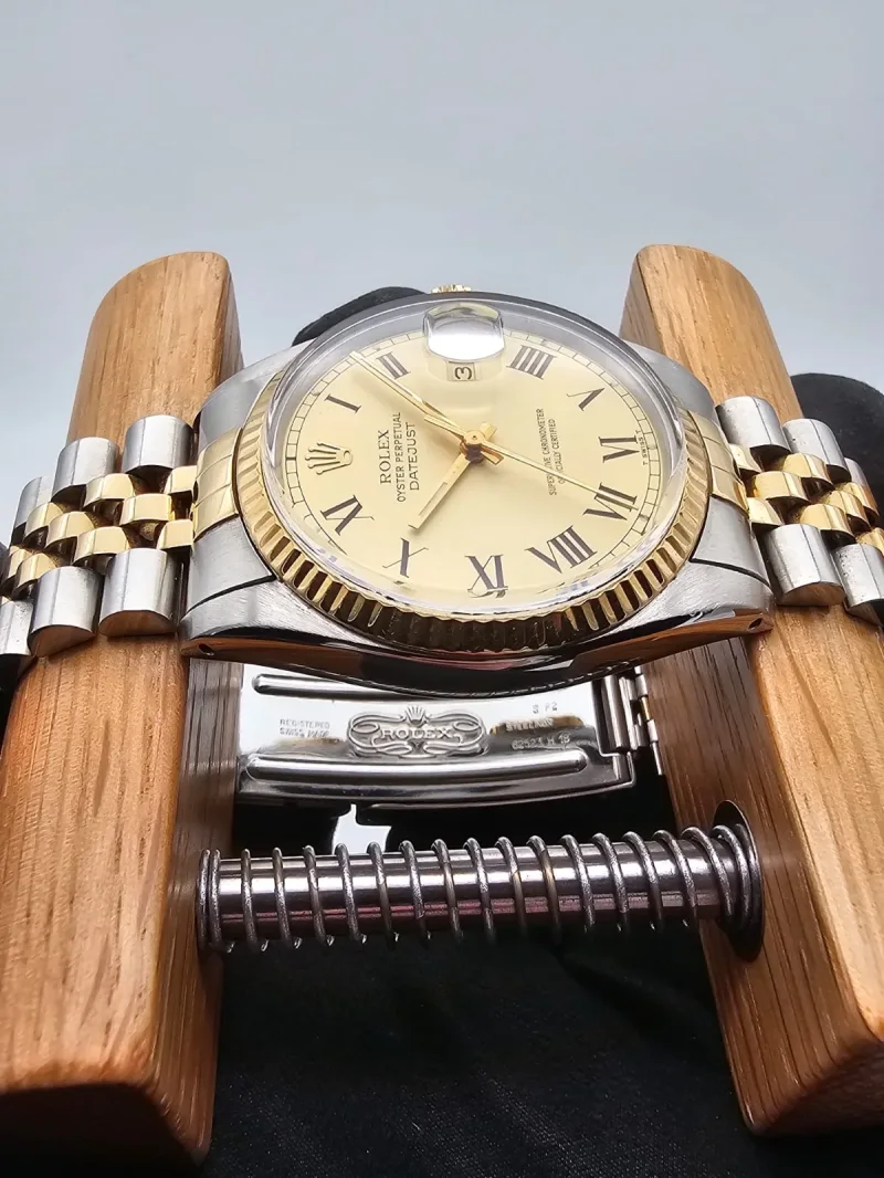 Rolex Datejust 36mm Stahl/Gold Buckley Dial