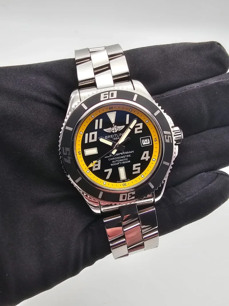 Breitling SuperOcean 42 Abyss Yellow Ref. A17364 Full Set
