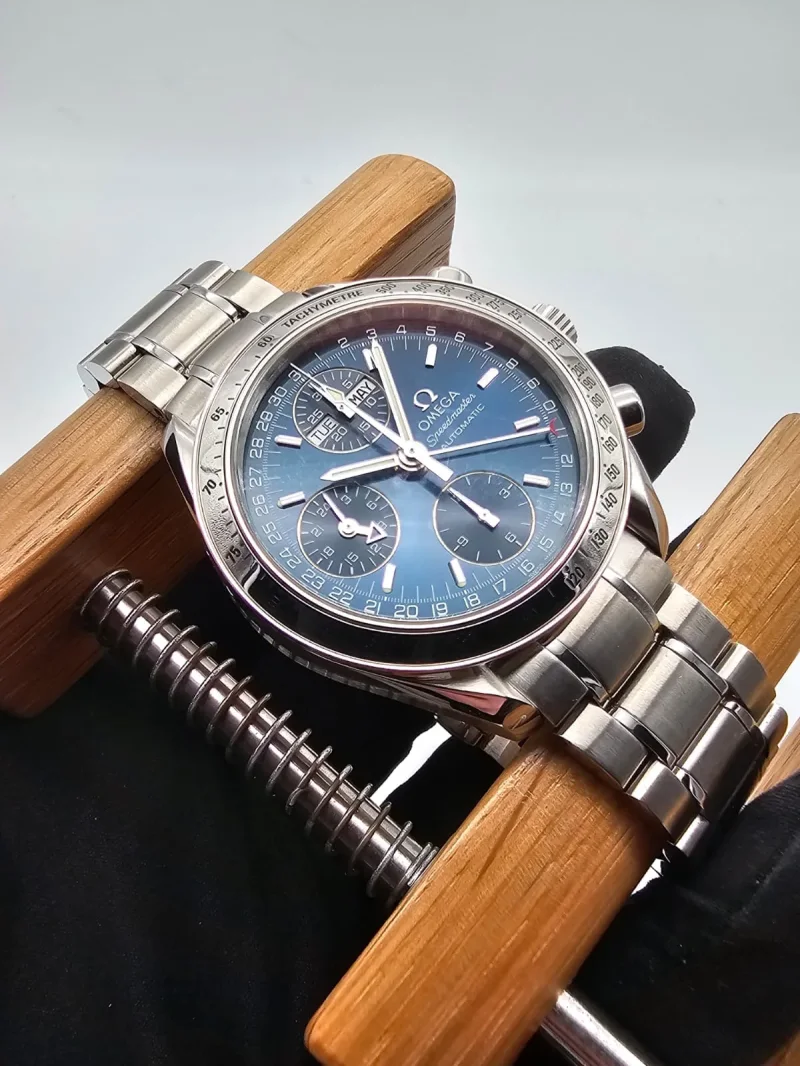 Omega Speedmaster Day Date Triple Date blue 39mm